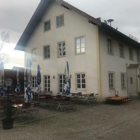Il Castello Hotel Haiming Екстериор снимка