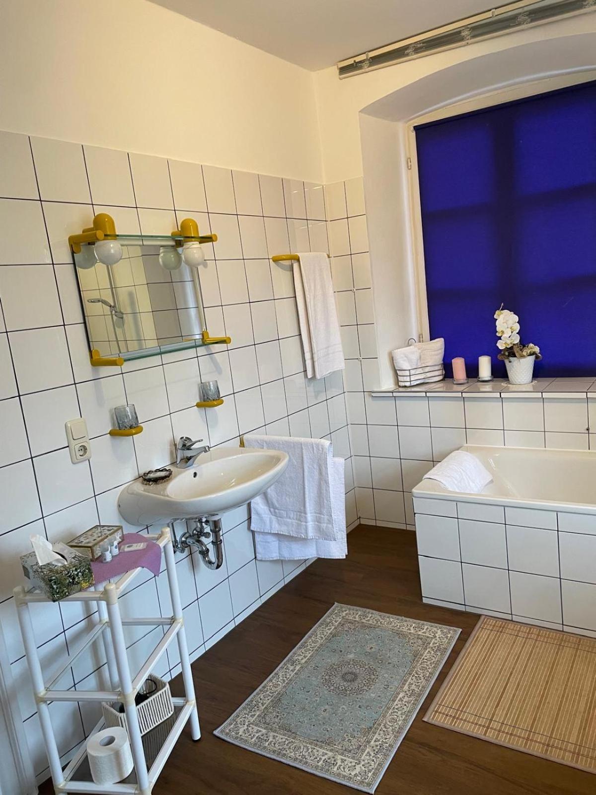 Il Castello Hotel Haiming Екстериор снимка